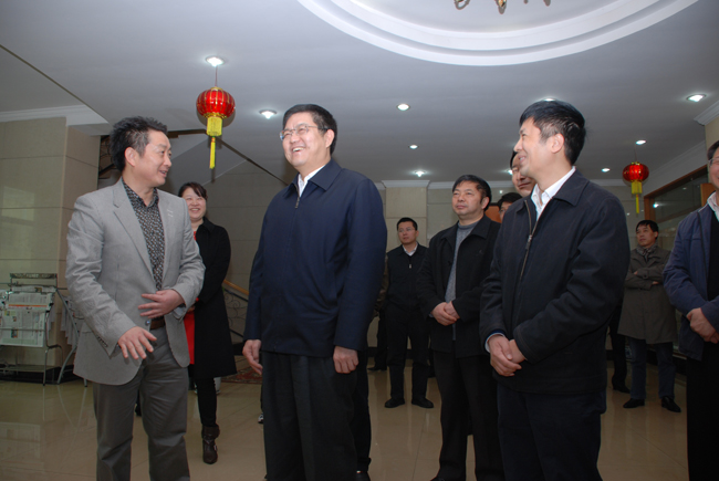 孫剛副省長走訪慰問仁和集團