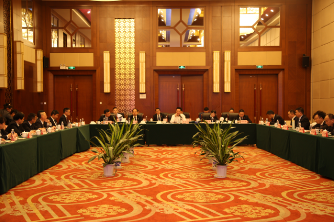 仁和集團(tuán)召開研產(chǎn)銷聯(lián)動三季度總結(jié)會暨四季度計(jì)劃會