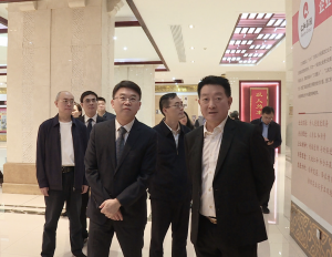 江西省政府副省長(zhǎng)史可視察仁和集團(tuán)