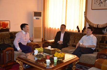 1444977502154060675.jpg 江西省藥監局李艦海局長視察仁和集團 (1).jpg