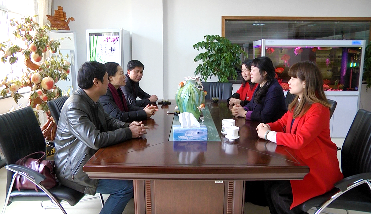 樟樹(shù)市領(lǐng)導(dǎo)到仁和集團(tuán)走訪慰問(wèn) (1).png